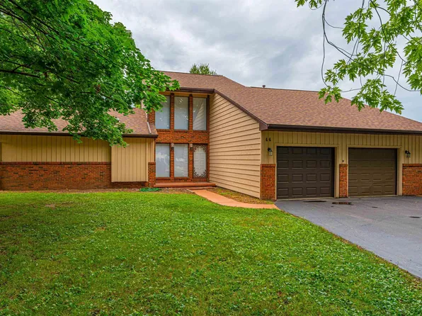 46 Illini Dr, Lincoln, IL 62656