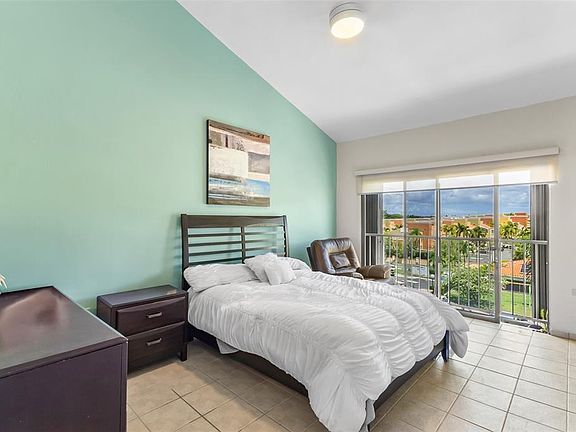5th image of 150 PALMAS DRIVE #124