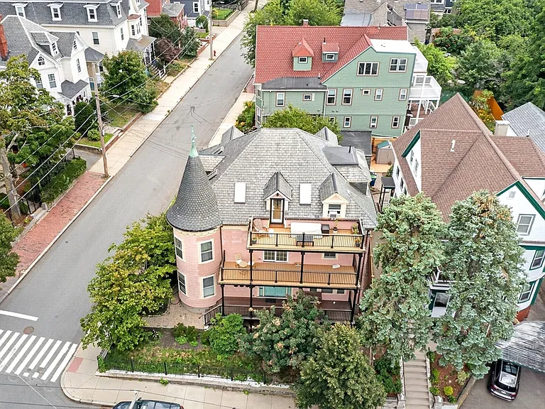 41 Walnut St #1R — Photo 18