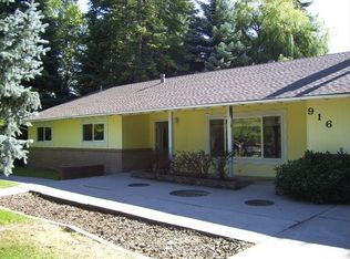 916 Deetz Rd, Mount Shasta, CA 96067