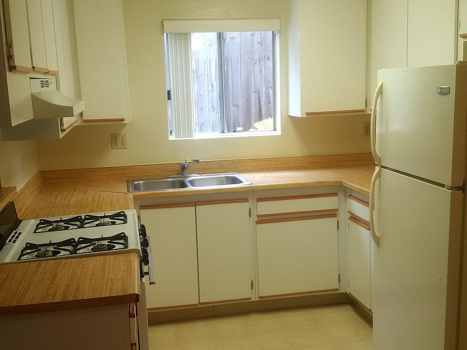 2nd image of 4144 Alabama St APT 3
