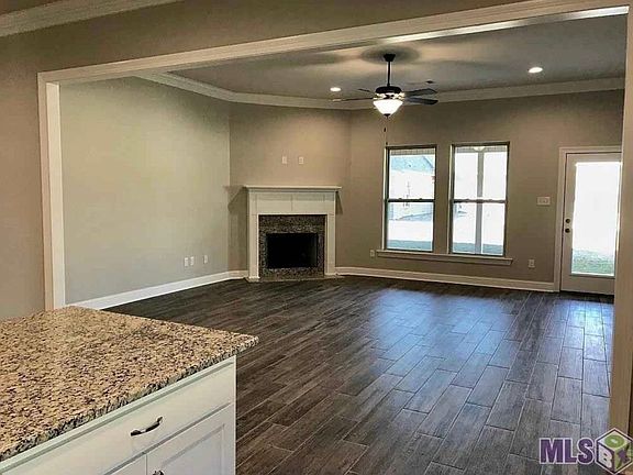 3rd image of 710 Elliston Dr