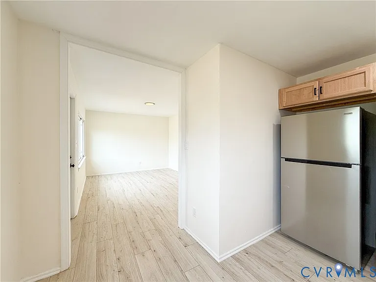 2706 Selden St — Photo 13