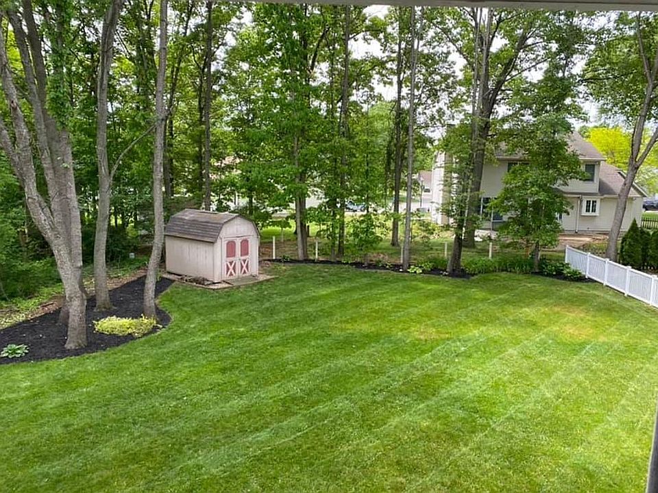 2nd image of 54551 White Tail Dr