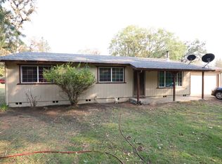 445 Jackpine Dr, Grants Pass, OR