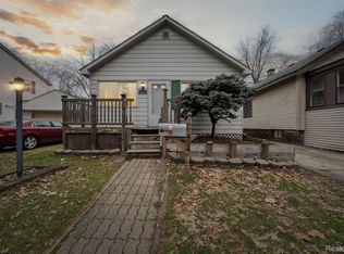 454 W Madge Ave, Hazel Park, MI