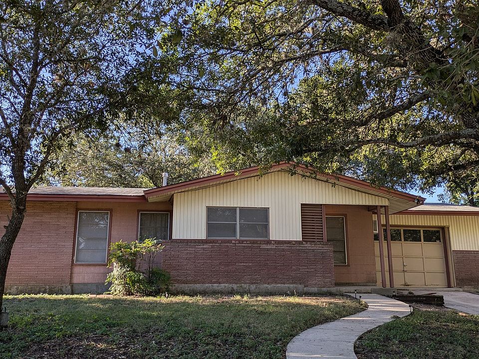 1st image of 1110 Sumner Dr
