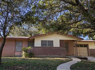 1110 Sumner Dr, San Antonio, TX 78218
