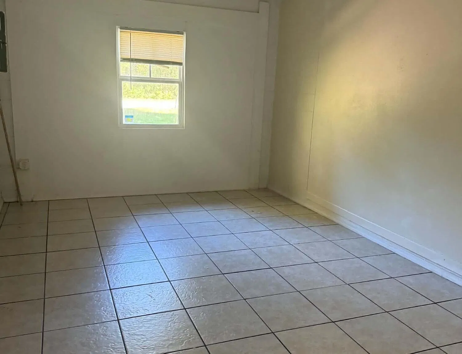 Studio, 6.0 bath, 1458 sqft, $1,400 — Photo 4