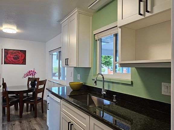 2nd image of 107 Euclid Ave #8