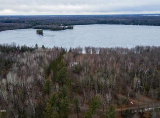 N11632 Schuett Ln, Elcho, WI 54428