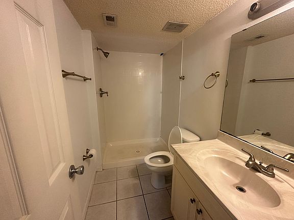 4th image of 3865 Campenero Ct Unit 3
