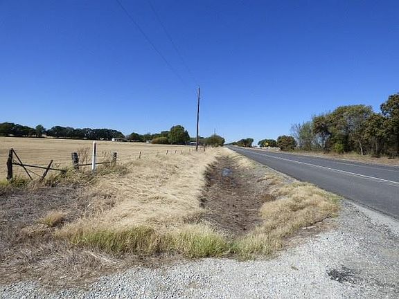 4th image of 4953 W Highway 114