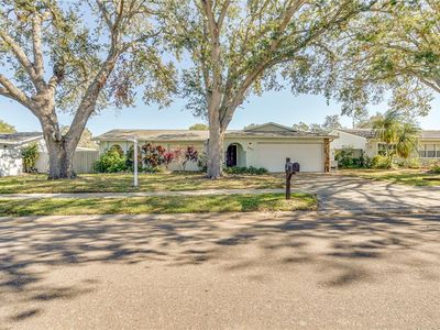 8365 Monarch Cir, Seminole, FL, 33772