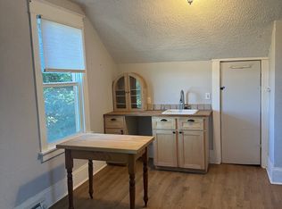 1016 Center St #A, Oregon City, OR 97045
