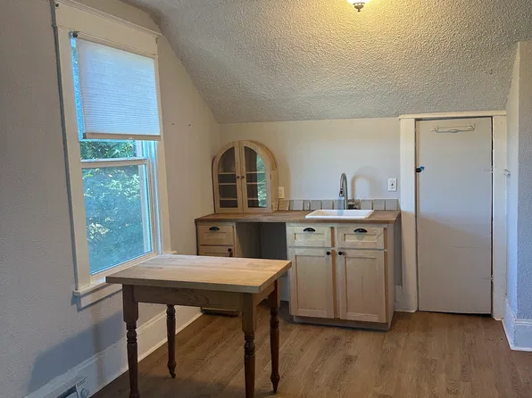 1016 Center St, Oregon City, OR