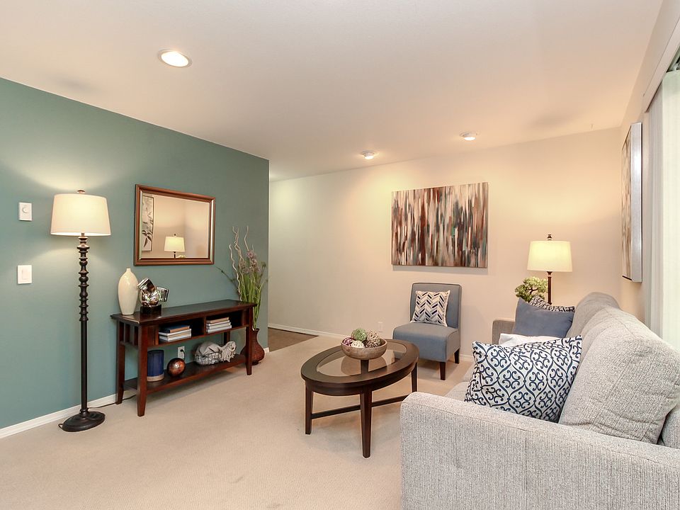 1st image of 2721 NE 195th St APT 6