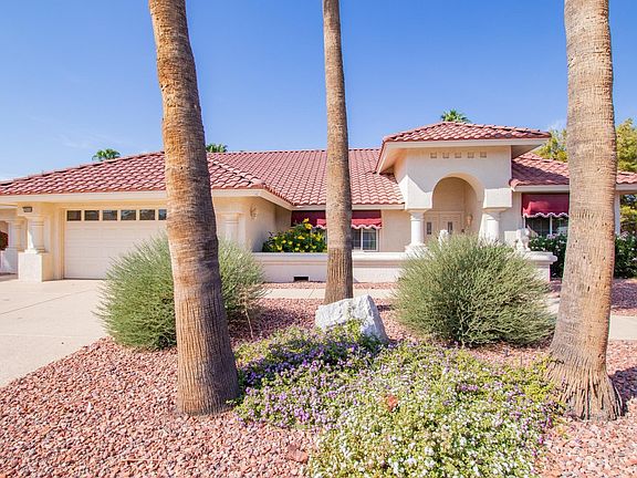2nd image of 20444 N Meadowood Dr