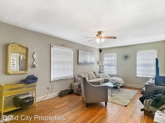 4th image of 2824 2nd Ave E