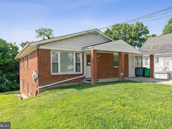 1822 Dewitt Ave, Capitol Heights, MD 20743
