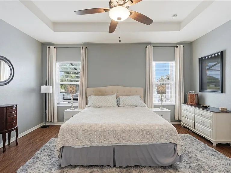 3615 Peregrine Way — Photo 28
