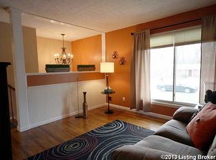 12206 Ledges Dr, Middletown, KY 40243