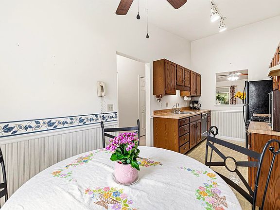 4th image of 1840 Saint Michaels Ct