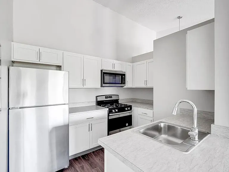 Cherry Tree Village Apartments — Photo 59