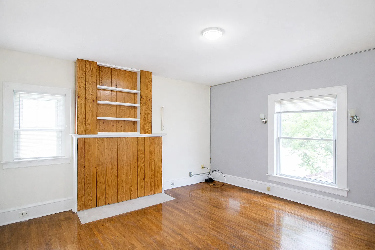 10 bed, 5612 sqft, $500 — Photo 4