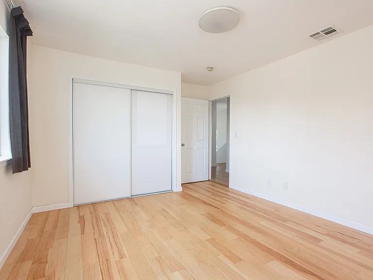 226 Dickerson Ave — Photo 20