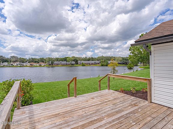 3rd image of 11987 ARBOR LAKE Drive