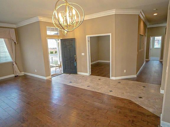 4th image of 1443 Fullerton Drive