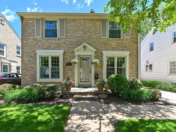 4772 North Sheffield AVENUE, Whitefish Bay, WI 53211