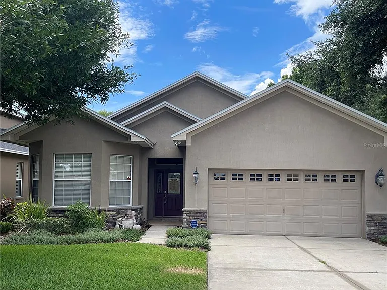 1105 Stoney Creek Blvd — Photo 1
