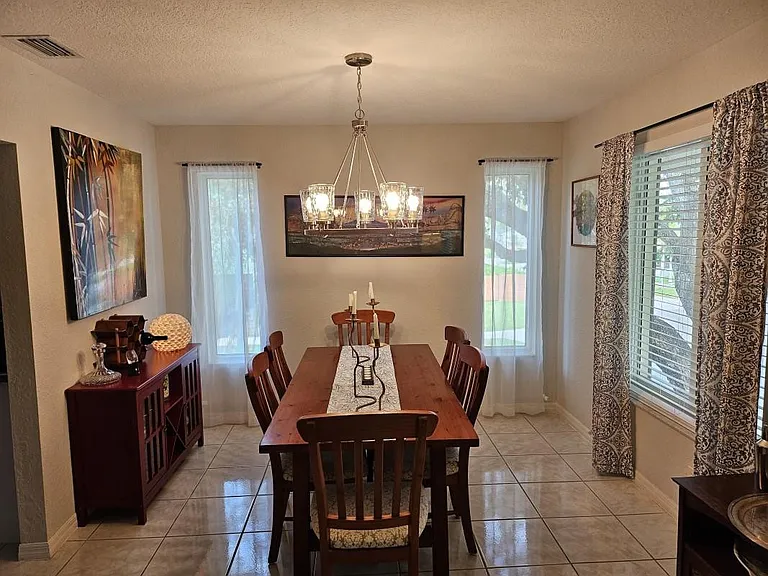 7945 SW 199th Ter — Photo 8