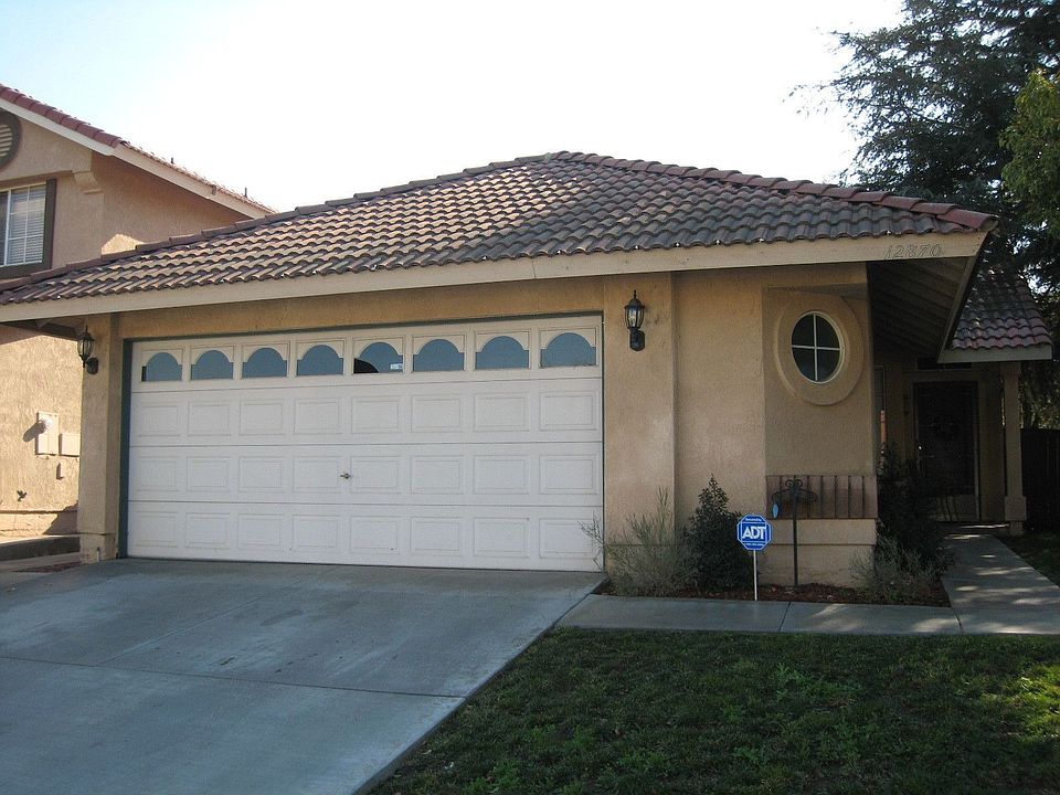 COMPLIMENTS OF PARK PLACE REAL ESTATE