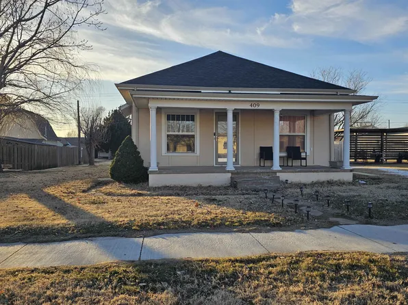 409 S Main St, Bucklin, KS 67834