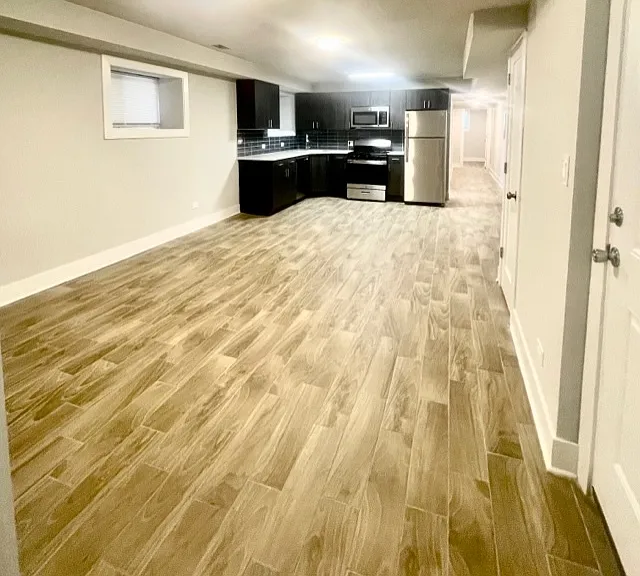 4450 N Winchester Ave #G — Photo 8