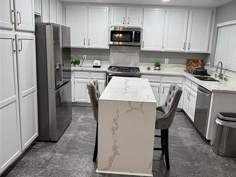 9821 La Vid Ct — Photo 3
