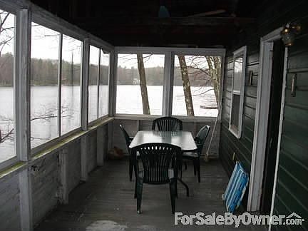 Lake Side Screened in Porch