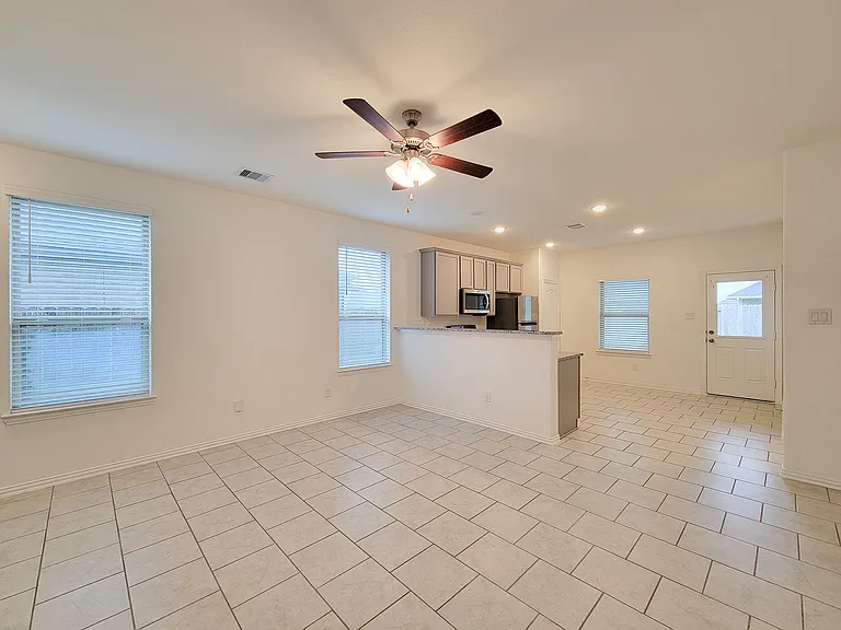 31351 Horseshoe Meadow Bend Ln — Photo 13