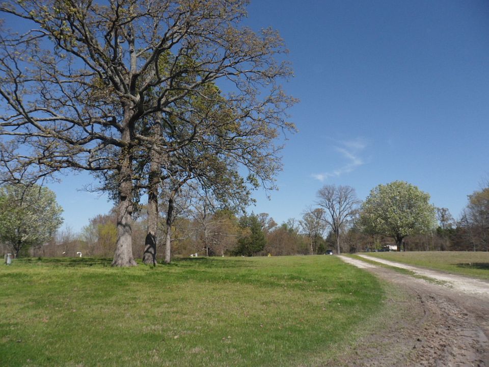 1st image of 898 County Road 1895