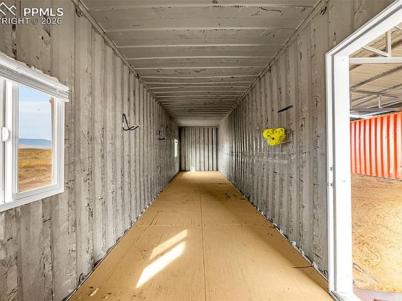 3rd image of 25035 Murphy Rd