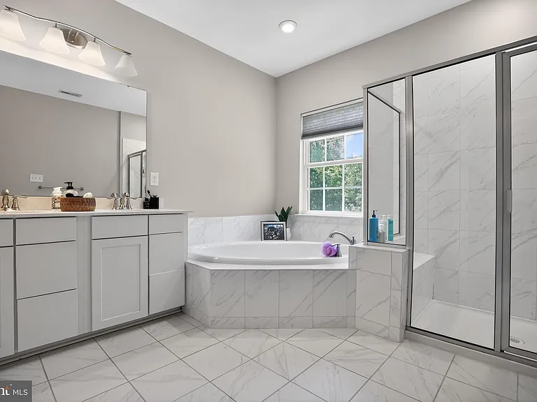 101 Isabelle Ct — Photo 22