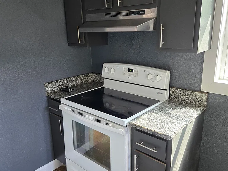 2434 Larose Ave #1 — Photo 6