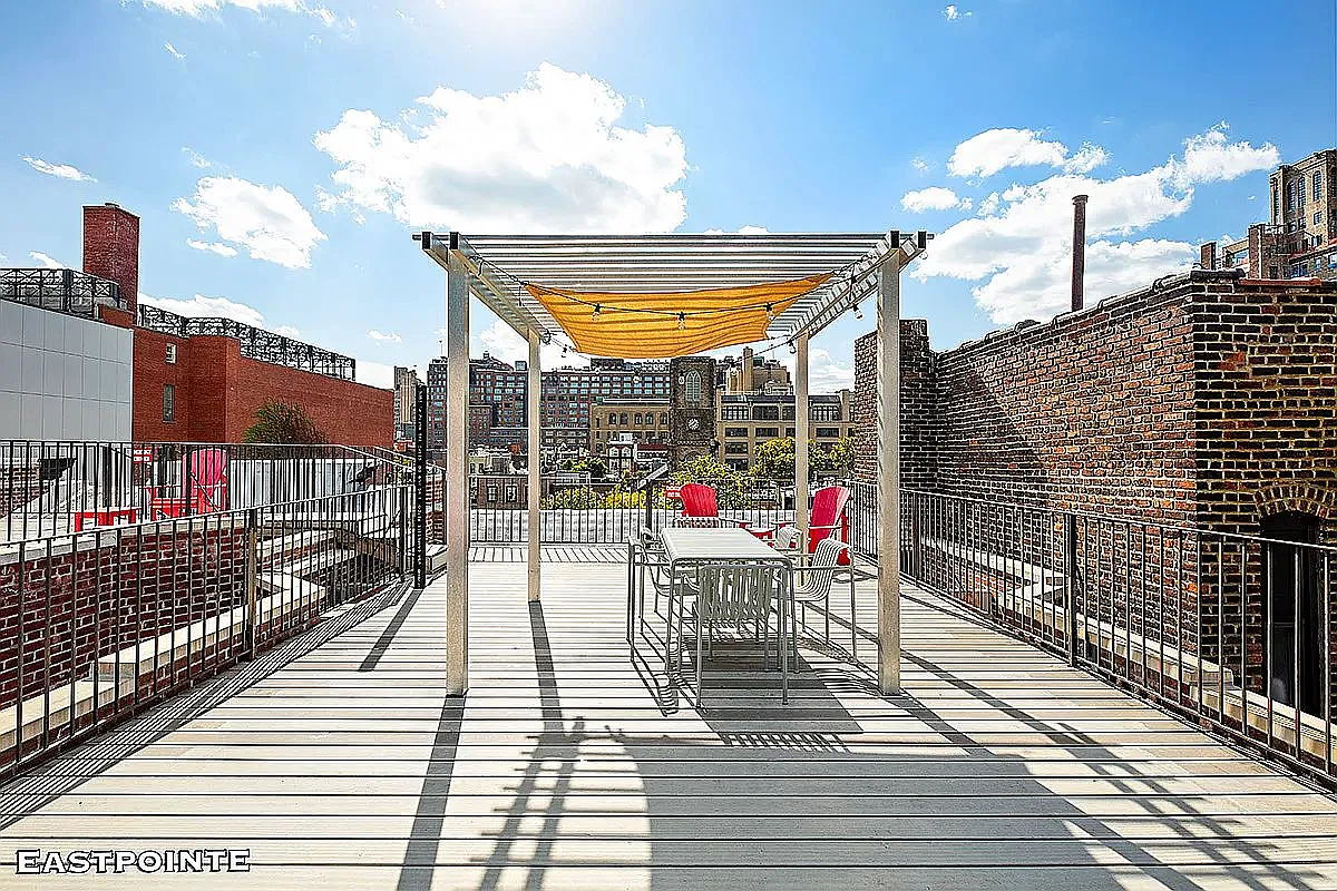 335 W 21st St #F/e photo 1