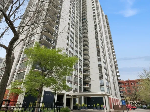 1460 N Sandburg Ter APT 2608A, Chicago, IL 60610