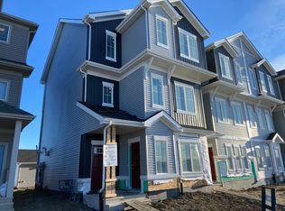 3419 119a St SW, Edmonton, AB T6W4V3