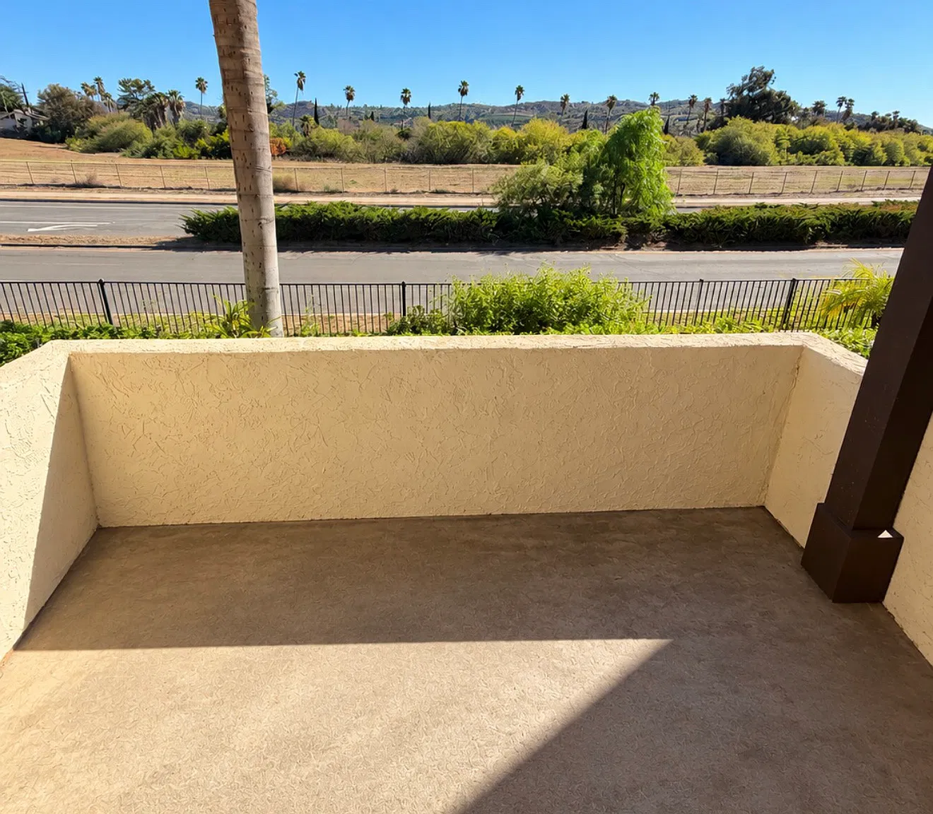 2 bed, 1137 sqft, $3,199 — Photo 3