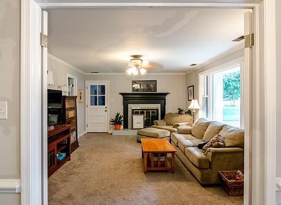 5th image of 2316 Schenley Dr